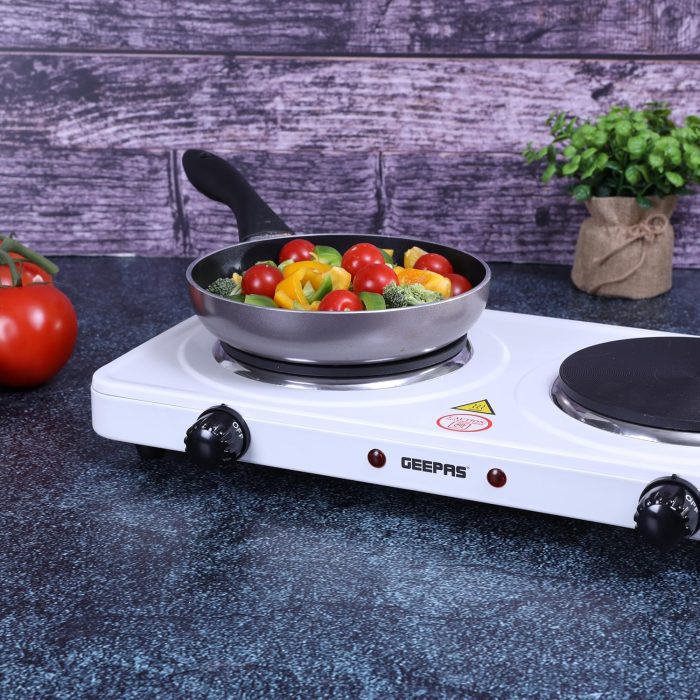 Geepas GHP32014 2000W Dual Hot Plate Overheat protection Cast Iron Heating Plate 155mm - Portable Electric Hob with Temperature Control for Home, Camping & Caravan Cooking
