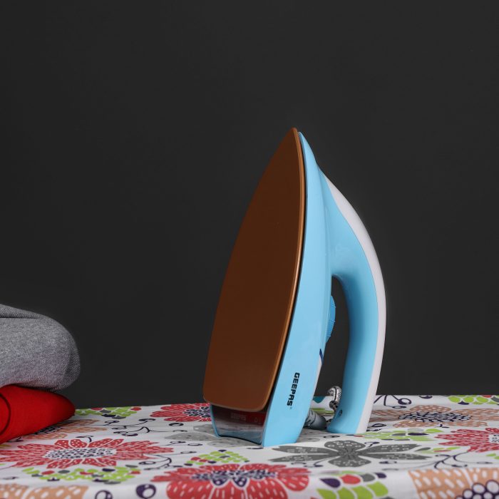 Geepas GDI23017 Dry Iron|Non-Stick Coating Plate & Adjustable Thermostat Control | Indicator Light with ABS Material | 2 Years Warranty